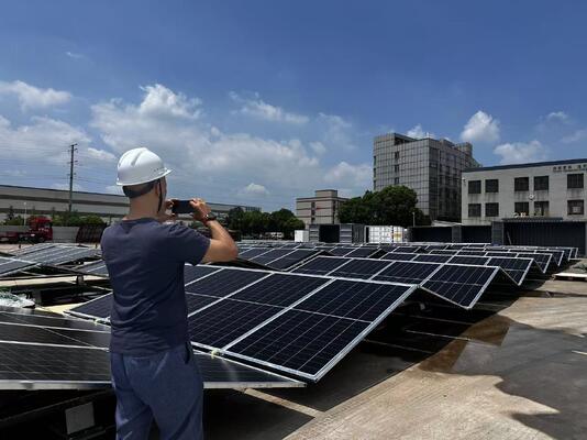 Solar PV Container Rail Type With 110KW Capacity Modular And Scalable Mobile Solar Power System